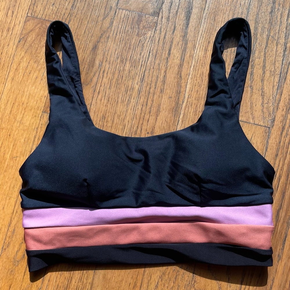 the upside daisy stripe sports bra